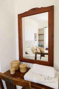 6BR Villa with Private Pool, 4 Baths & Garden -PADMA