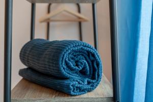 Nexstay Design Wohnung mit Loggia und Parkplatz