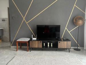 City Oasis Gardens, Charming One Bed