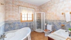 Cortijo La Encina Sayalonga by Ruralidays