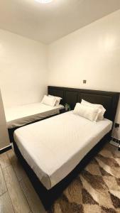 Sophisticated Modern Comfort Apartment with breathtaking city views ,swimming pool ,fully equipped gym with comfort and luxury