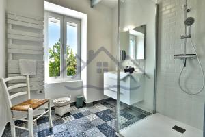Maisons de vacances LocaLise - M26B - Les Belles Ames - Maison renovee avec jardin entierement clos - place de parking sur le terrain - wifi inclus - draps inclus - animaux bienvenus : photos des chambres