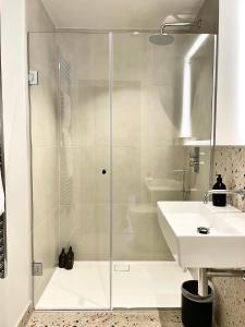 Midland Suites- Apartment 1