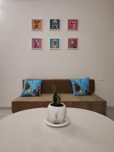 Hillside Lakeview Studio near Baner