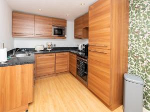 Pass the Keys Lovely Central Reading Flat