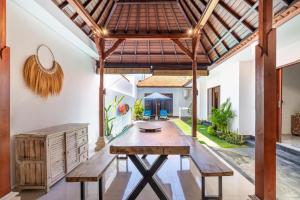 Private Suite in Tropical Pool Villa