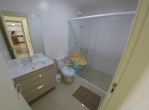 Apartamento na Zona Central da Praia com 02 Dormitórios