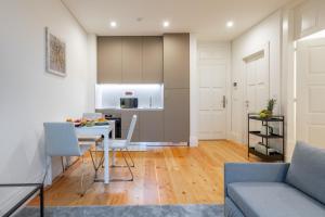 Plaza Apartments by HostWise