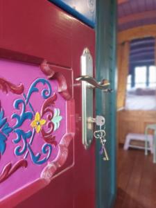 Maisons de vacances Roulotte, pleine de charme : photos des chambres