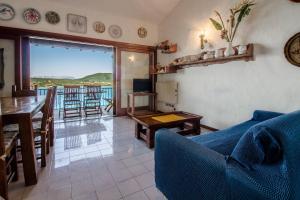 GuestHost - Dreamy Sea View with Pool img3