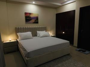 1 Bedroom Luxury Furnished Apartment
