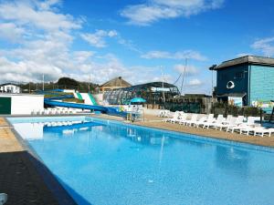 Golden Coast Leisure Park - Ocean Tide Villa Pets O