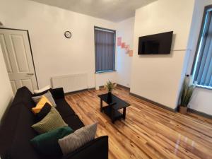 Double-Bedroom in the Heart of Harpurhey Manchester A3 Perfect for Short Stays