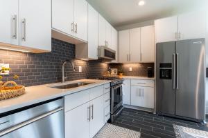 The Commodore by Stay Local Nashville