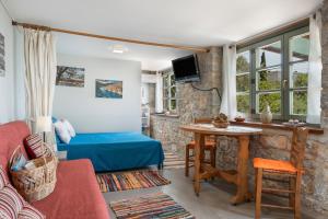 Boutique Stone Cottage House