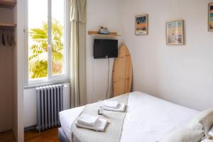 B&B / Chambres d'hotes Maison Tournesol Massages Pau Jurancon : photos des chambres