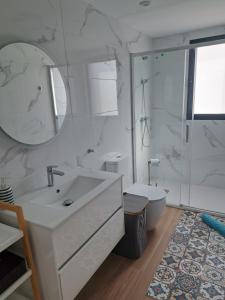 Apartament Playa Gandia - nowy apartament z basenem, 350 m od plaży