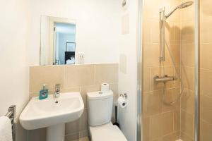 Homey and Secure apartment - Wembley Stadium!