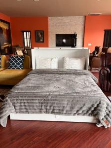 Luxurious Mountain Ranch Retreat