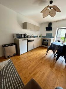 Maisons de vacances La Petite Bageasse : Maison 1 Chambre
