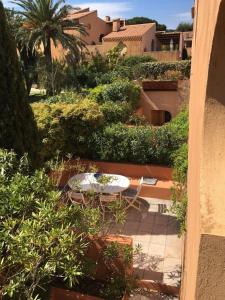 Maison sur le port de Porquerolles