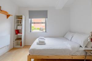 City-Connected 3BD Flat Heart of East London
