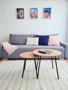 Cozy City Retreat, Obor Market & Metro