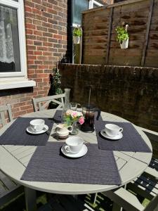 2 Bedroom Apartment Ground Floor Eastbourne Town Centre