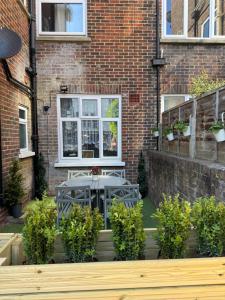 2 Bedroom Apartment Ground Floor Eastbourne Town Centre