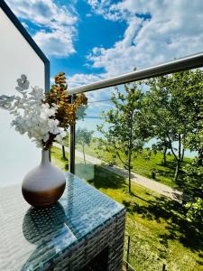 Balaton Bliss Lakeside Apartment