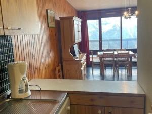 Appartements Confortable 2 Pieces Cabine 6 Pers, Animaux Acceptes, Pistes et Commerces a Proximite - FR-1-636-142 : photos des chambres