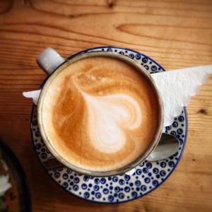 Strandnahe, helle Ferienwohnung für 2 Personen