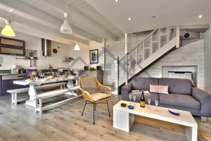 Maisons de vacances LocaLise - M5 - Maison de vacances sur le port de Lechiagat - terrasse entierement close - Wifi inclus - Draps inclus - Animaux bienvenus : photos des chambres