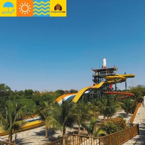 Piazza com acesso ao Acqua Park Temporada CN