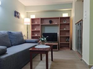 The Loft Beyond The Sea, 3 storey Residence, 67 Mandilara