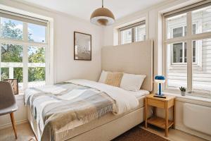 DINBNB Home l Historic 4BR House l 2 Free Parking l Balcony&Terrace