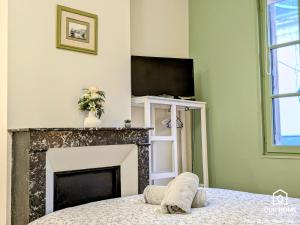 Appartements Le Bourgogne - Chambres privees cosy et renovees avec douche - Centre historique : photos des chambres
