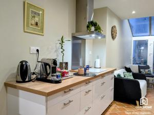 Appartements Le Bourgogne - Chambres privees cosy et renovees avec douche - Centre historique : photos des chambres