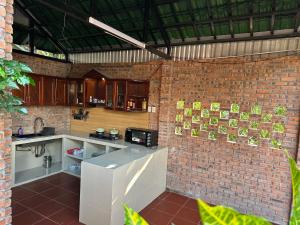 Mons House