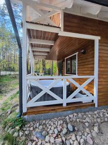 Leśny Domek Rotembark z prywatnym jacuzzi