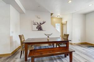 Bear Hollow Mountain Retreat