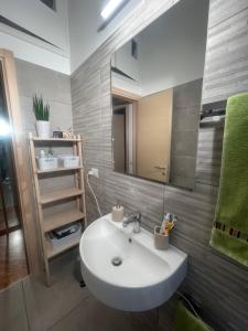 Urban Chic in Niguarda- 10 minutes to MM3