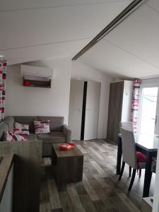 Chalets mobilhome a la mer : photos des chambres