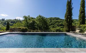 Villa Casentino by PosarelliVillas
