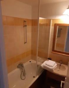 Appartement cosy à Monflanquin, 31 m² avec piscine