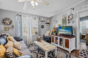 Palm Key Oasis - Close to Attractions