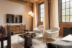 Africana at The Heim