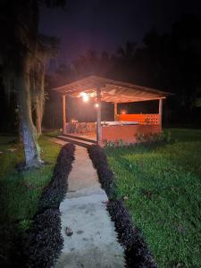 Chalé com Jacuzzi em Morretes