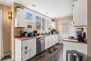 Smoky Dreams 2 by Avada Properties
