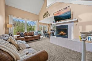 Smoky Dreams 2 by Avada Properties